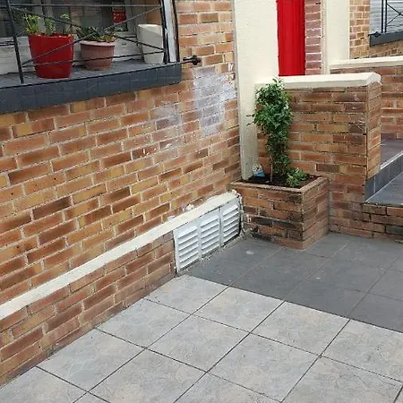 Residence Montreuil * Montreuil (Seine-Saint-Denis)